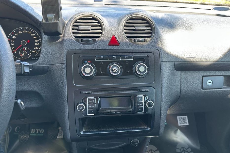 Продам Volkswagen Caddy пасс. 2012 года в Черновцах