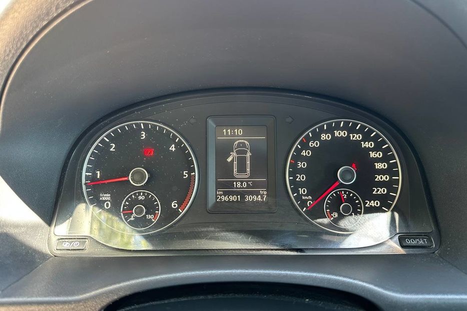 Продам Volkswagen Caddy пасс. 2012 года в Черновцах