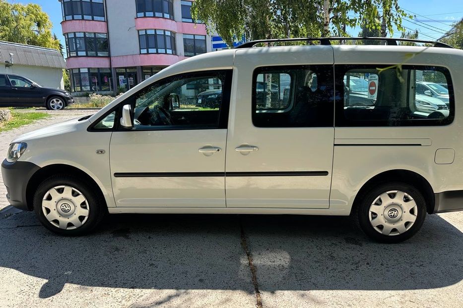 Продам Volkswagen Caddy пасс. 2012 года в Черновцах