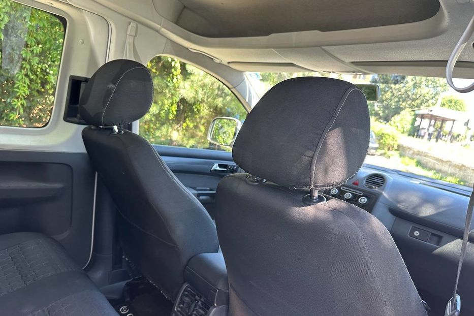 Продам Volkswagen Caddy пасс. 2012 года в Черновцах