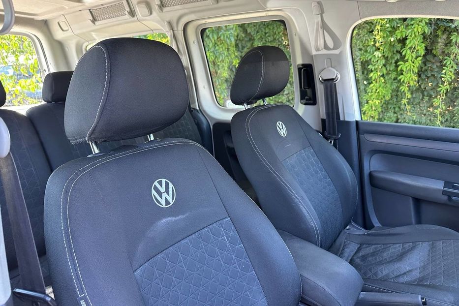 Продам Volkswagen Caddy пасс. 2012 года в Черновцах