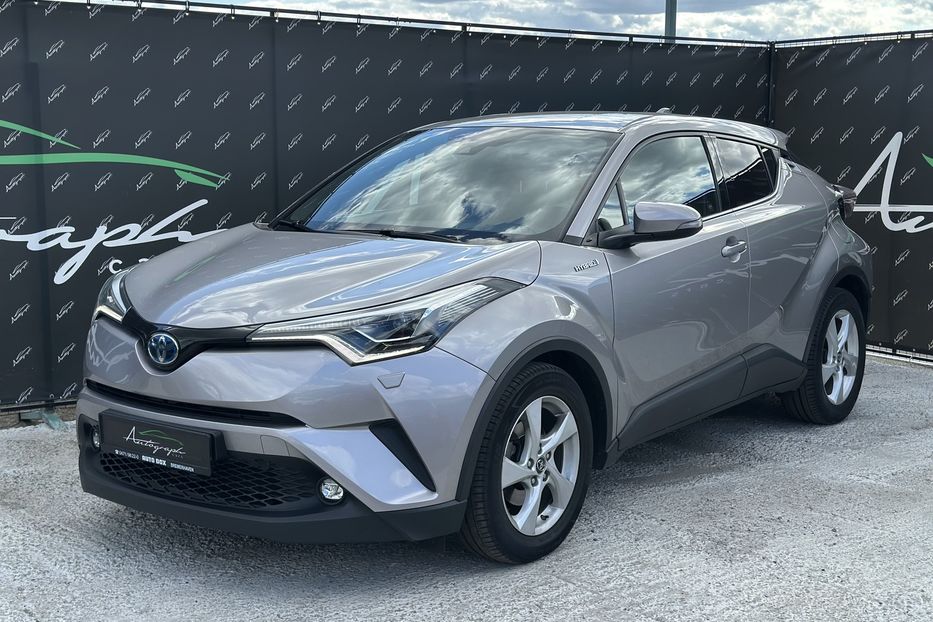 Продам Toyota C-HR Hybrid 2019 года в Киеве