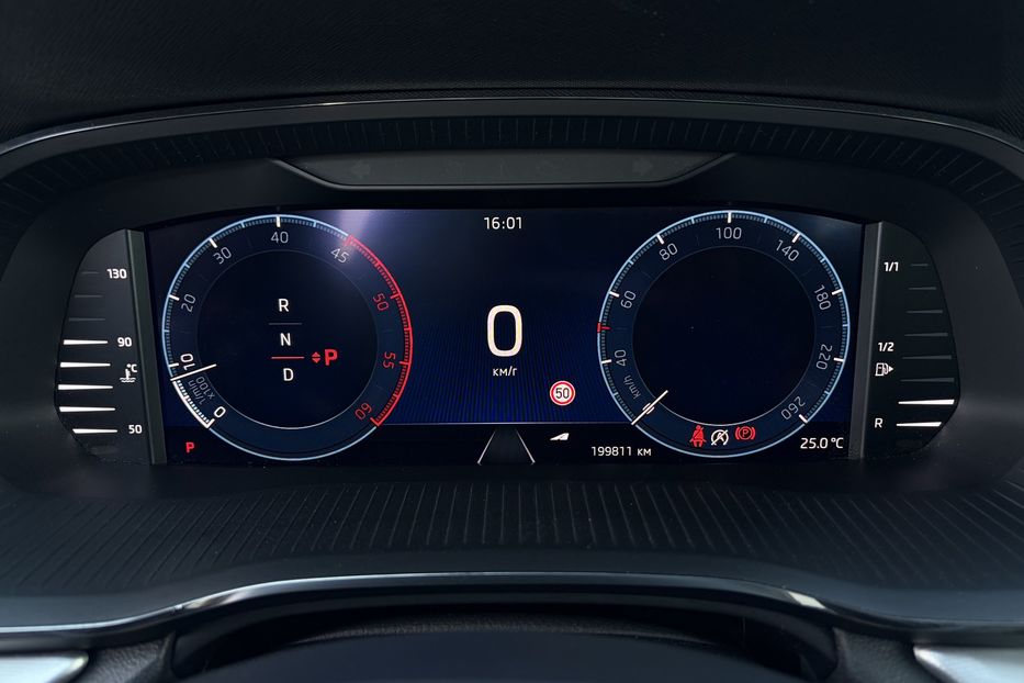 Продам Skoda Octavia А8 2.0 TDI 150к.с АТ FULL LED 2022 года в Львове