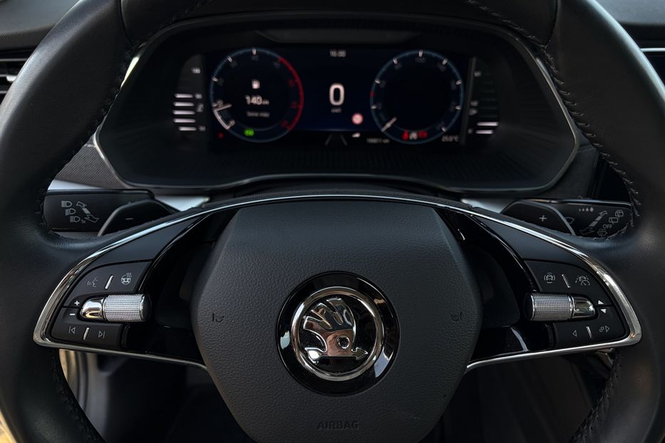 Продам Skoda Octavia А8 2.0 TDI 150к.с АТ FULL LED 2022 года в Львове