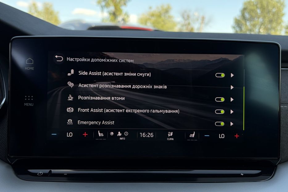 Продам Skoda Octavia А8 2.0 TDI 150к.с АТ FULL LED 2022 года в Львове