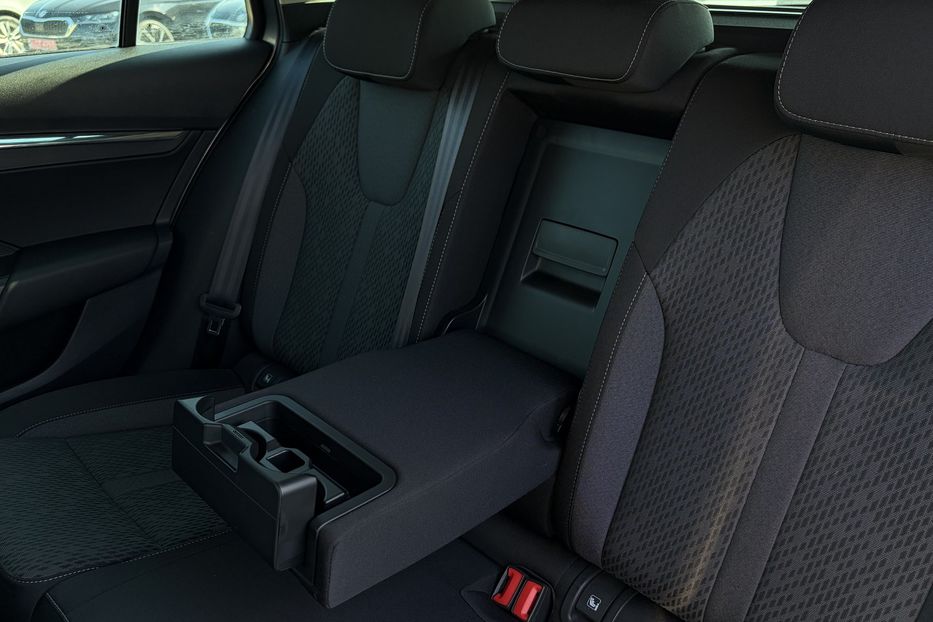 Продам Skoda Octavia А8 2.0 TDI 150к.с АТ FULL LED 2022 года в Львове
