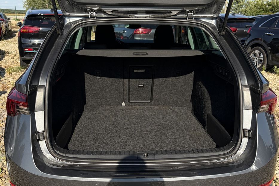 Продам Skoda Octavia А8 2.0 TDI 150к.с АТ FULL LED 2022 года в Львове