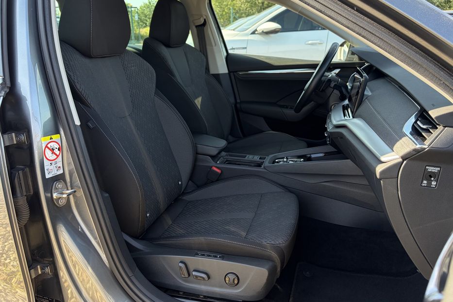 Продам Skoda Octavia А8 2.0 TDI 150к.с АТ FULL LED 2022 года в Львове