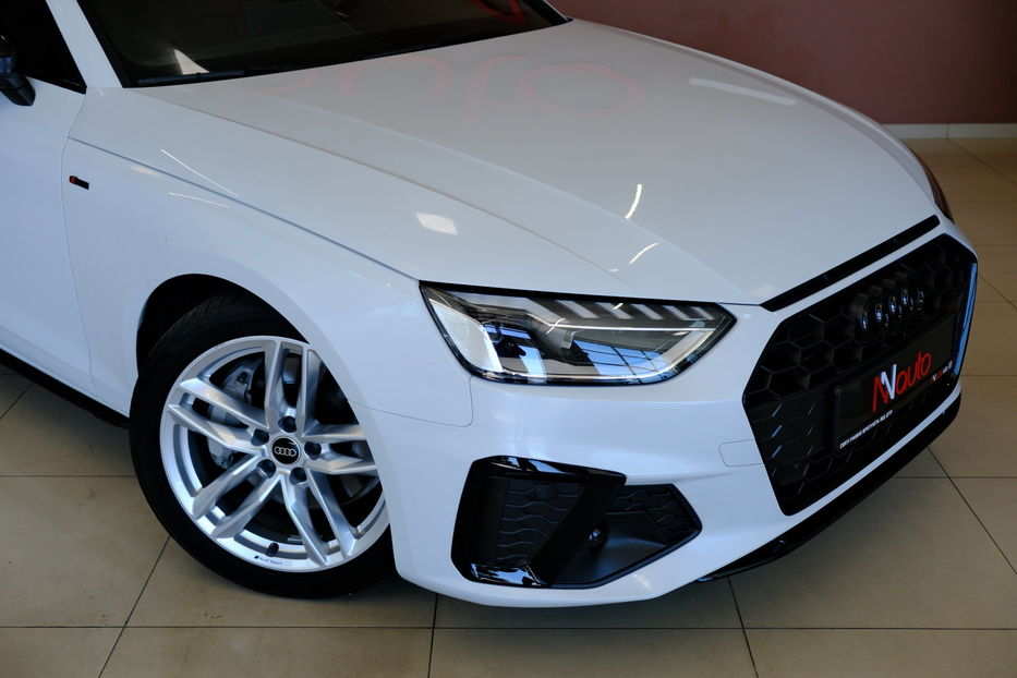 Продам Audi A4 2022 года в Одессе
