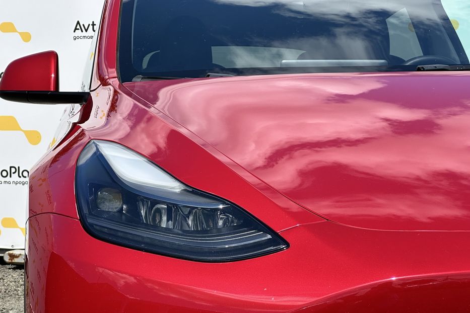 Продам Tesla Model Y Performance 82 квт 2023 года в Луцке