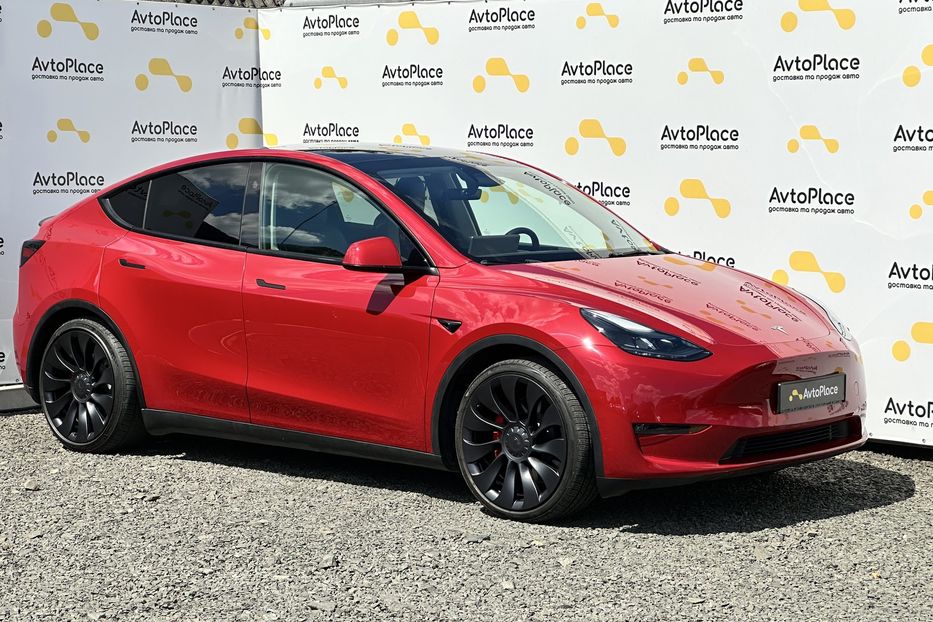 Продам Tesla Model Y Performance 82 квт 2023 года в Луцке