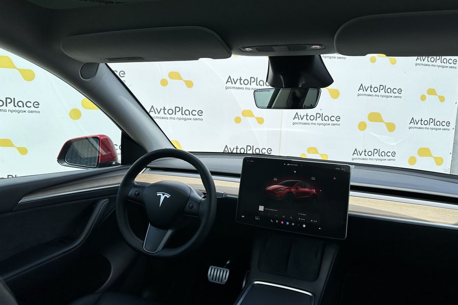 Продам Tesla Model Y Performance 82 квт 2023 года в Луцке