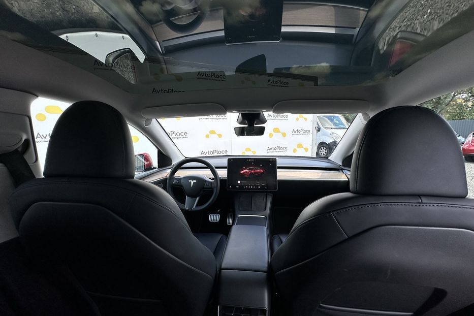 Продам Tesla Model Y Performance 82 квт 2023 года в Луцке