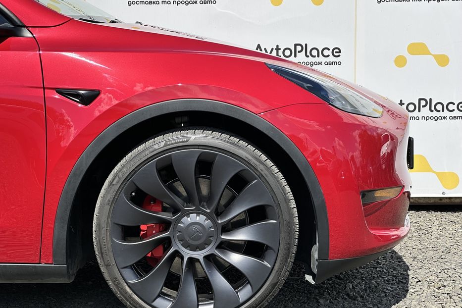 Продам Tesla Model Y Performance 82 квт 2023 года в Луцке