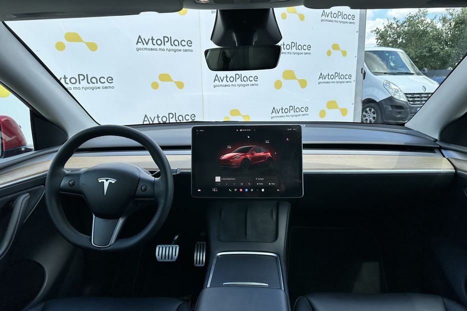 Продам Tesla Model Y Performance 82 квт 2023 года в Луцке