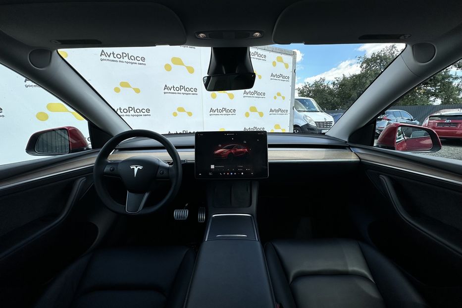 Продам Tesla Model Y Performance 82 квт 2023 года в Луцке