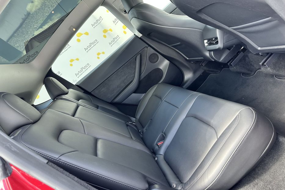 Продам Tesla Model Y Performance 82 квт 2023 года в Луцке