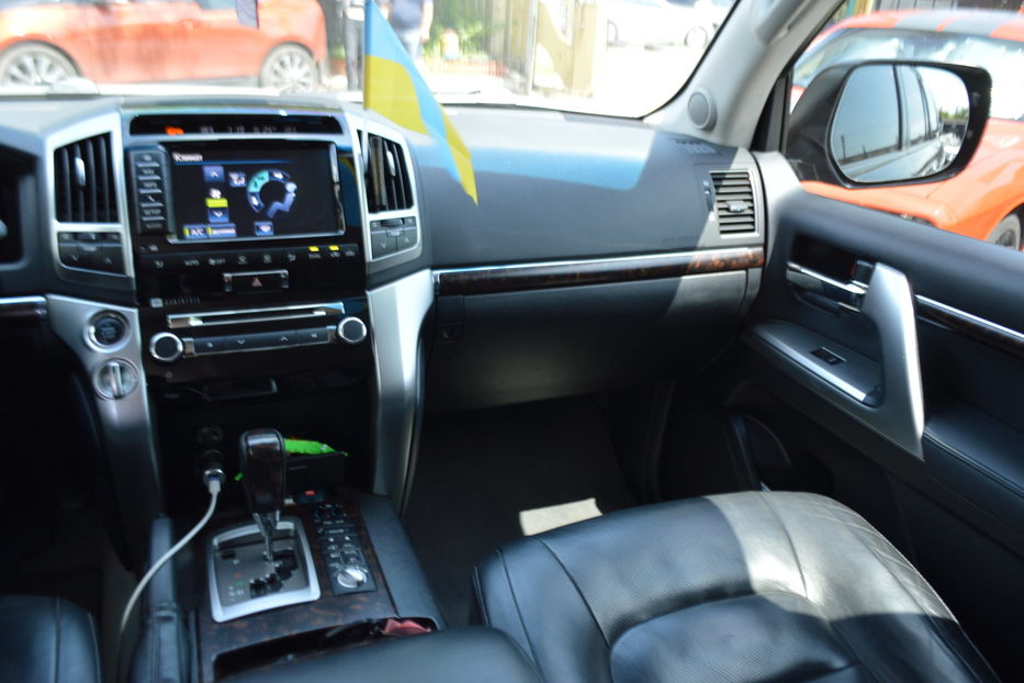 Продам Toyota Land Cruiser 200 Official 2014 года в Одессе