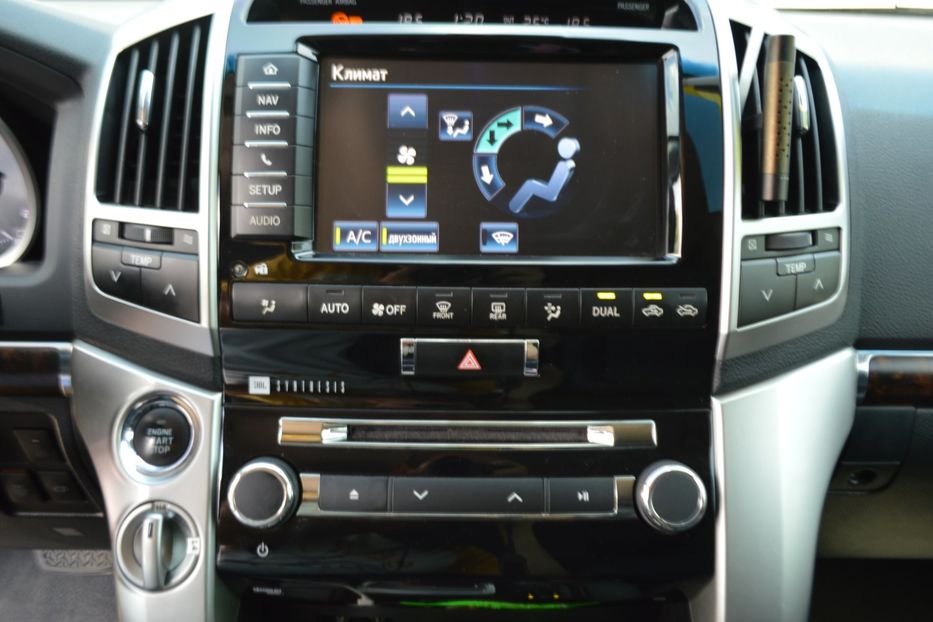 Продам Toyota Land Cruiser 200 Official 2014 года в Одессе