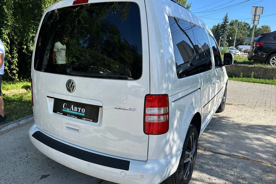 Продам Volkswagen Caddy пасс. 2016 года в Черновцах
