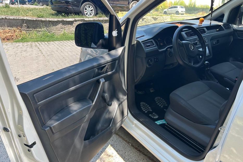 Продам Volkswagen Caddy пасс. 2016 года в Черновцах