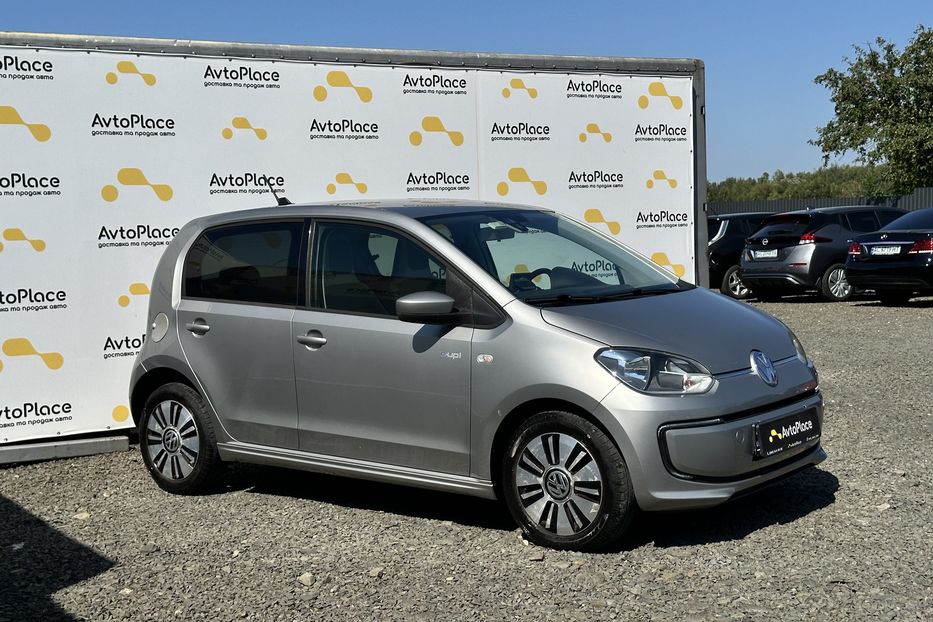 Продам Volkswagen Up 18 квт 2014 года в Луцке