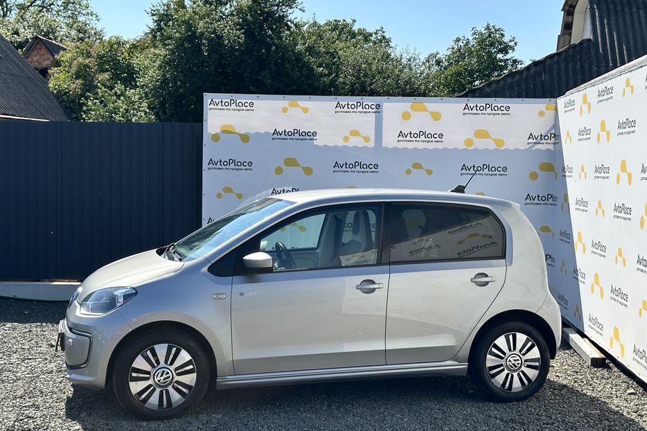Продам Volkswagen Up 18 квт 2014 года в Луцке
