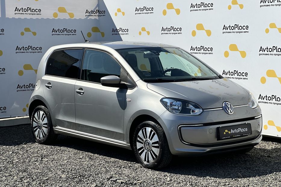 Продам Volkswagen Up 18 квт 2014 года в Луцке