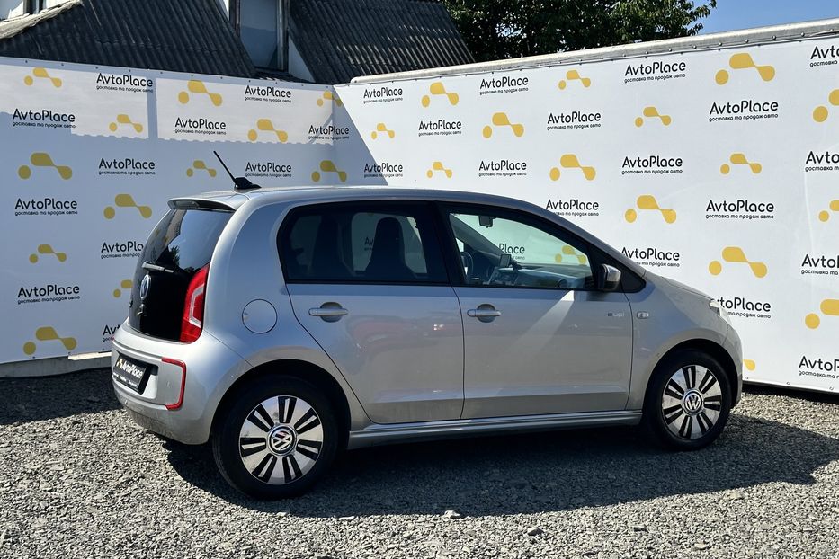 Продам Volkswagen Up 18 квт 2014 года в Луцке