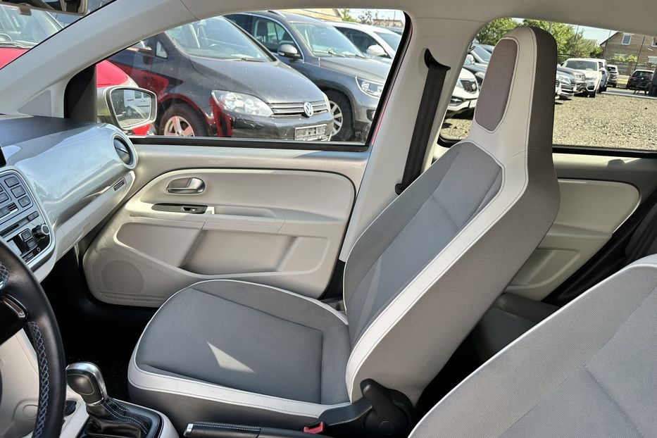 Продам Volkswagen Up 18 квт 2014 года в Луцке