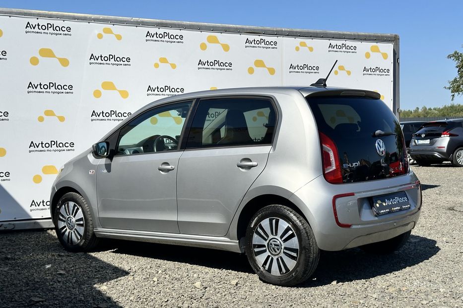Продам Volkswagen Up 18 квт 2014 года в Луцке