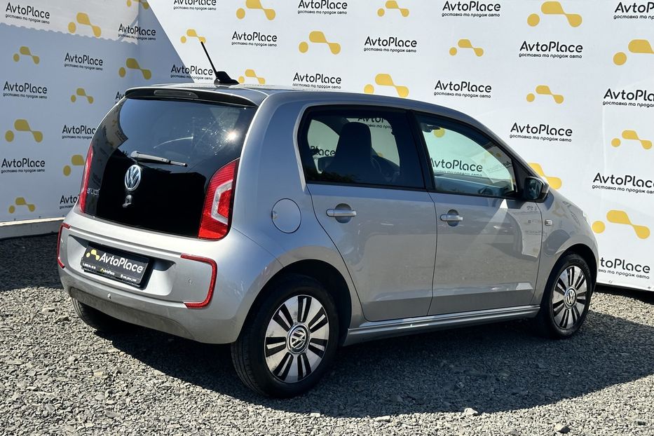 Продам Volkswagen Up 18 квт 2014 года в Луцке