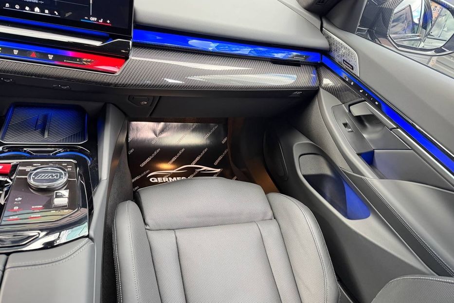 Продам BMW M5 G90 2024 года в Киеве