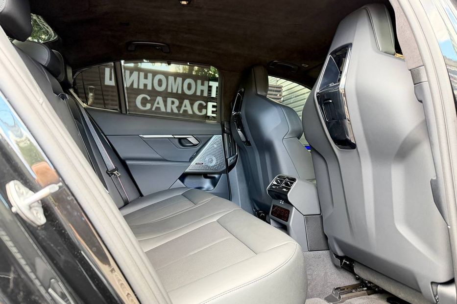 Продам BMW M5 G90 2024 года в Киеве