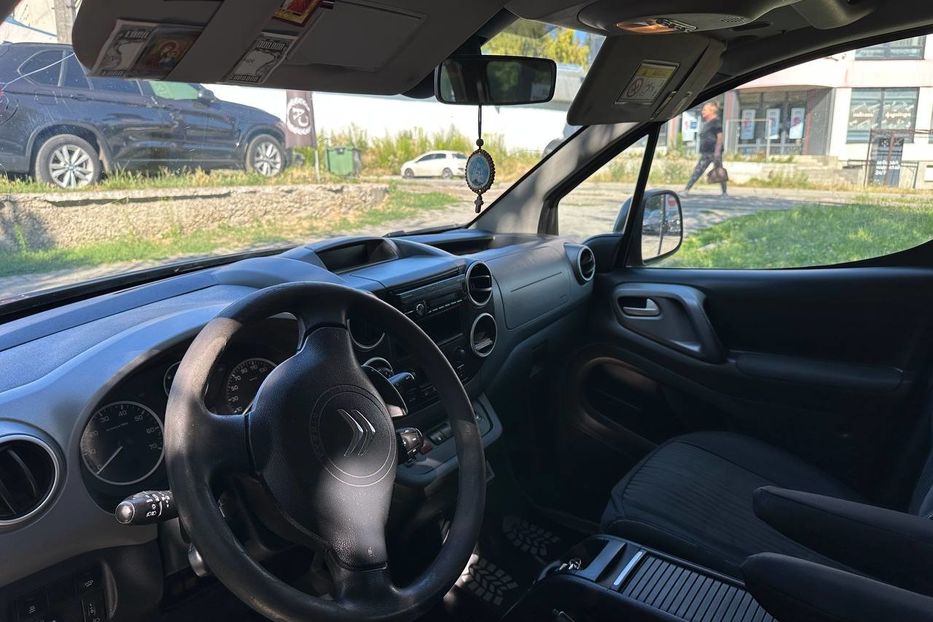 Продам Citroen Berlingo пасс. 2016 года в Черновцах