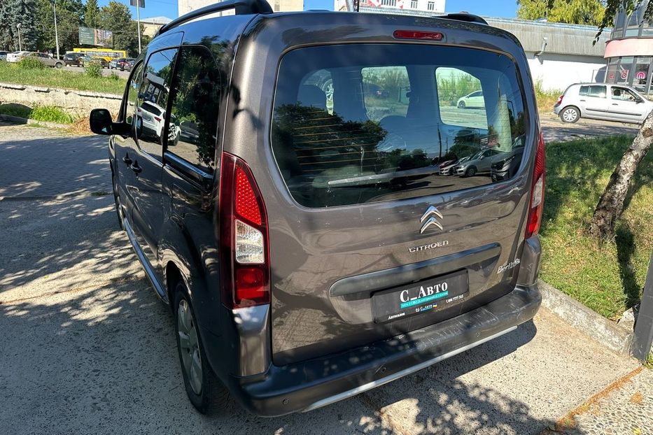 Продам Citroen Berlingo пасс. 2016 года в Черновцах