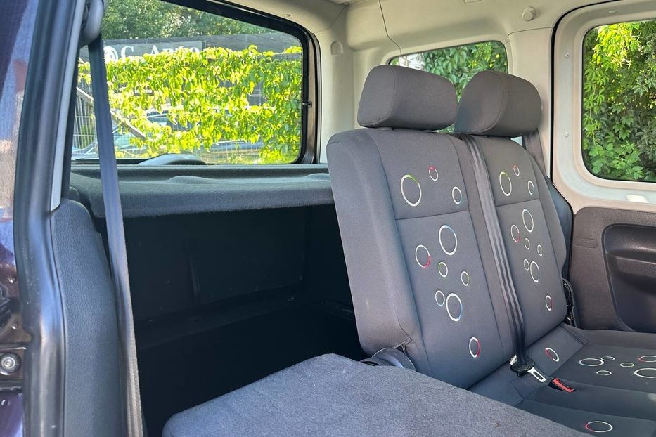 Продам Volkswagen Caddy пасс. 2012 года в Черновцах