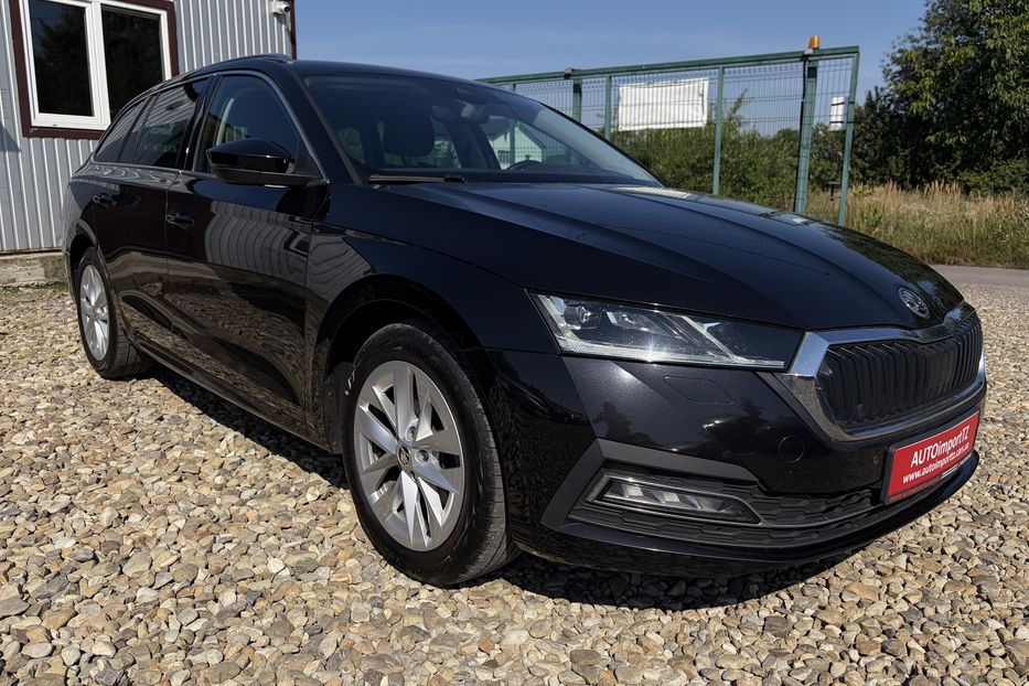 Продам Skoda Octavia А8 2.0TDI150 кс КОЛЕСА FUL LED 2022 года в Львове