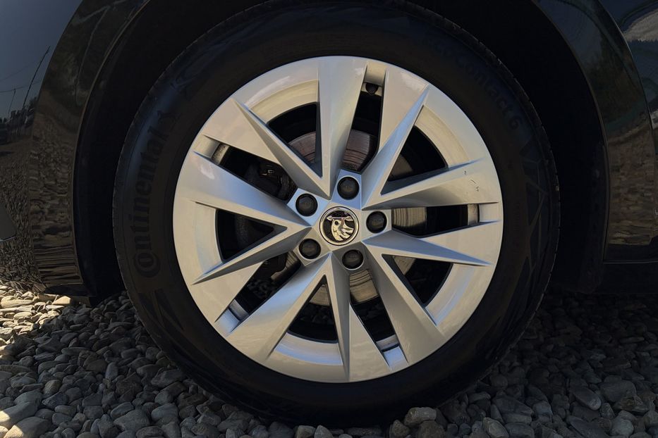 Продам Skoda Octavia А8 2.0TDI150 кс КОЛЕСА FUL LED 2022 года в Львове