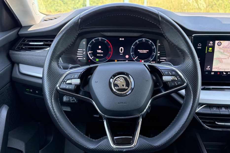 Продам Skoda Octavia А8 2.0TDI150 кс КОЛЕСА FUL LED 2022 года в Львове