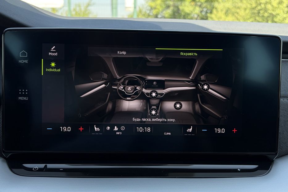 Продам Skoda Octavia А8 2.0TDI150 кс КОЛЕСА FUL LED 2022 года в Львове