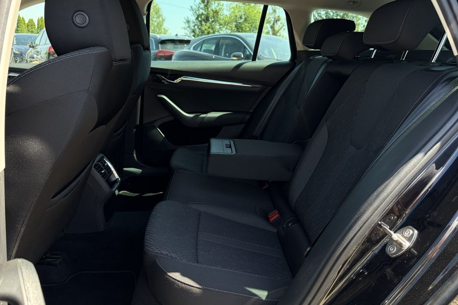 Продам Skoda Octavia А8 2.0TDI150 кс КОЛЕСА FUL LED 2022 года в Львове