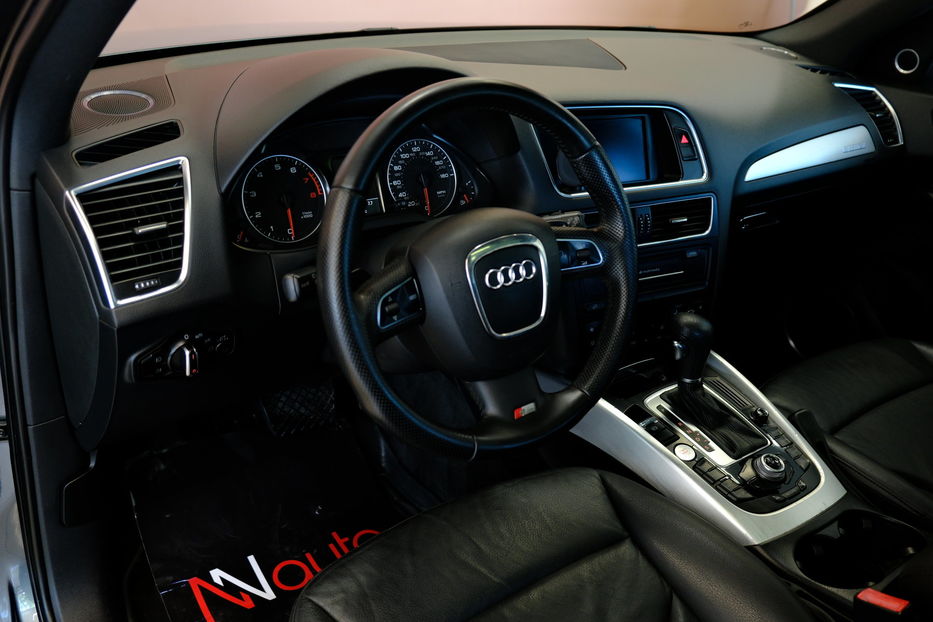 Продам Audi Q5 2012 года в Одессе