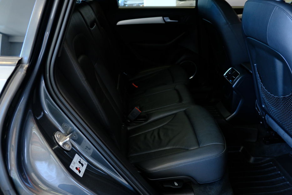 Продам Audi Q5 2012 года в Одессе