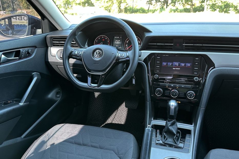 Продам Volkswagen Passat B8 2021 года в Николаеве