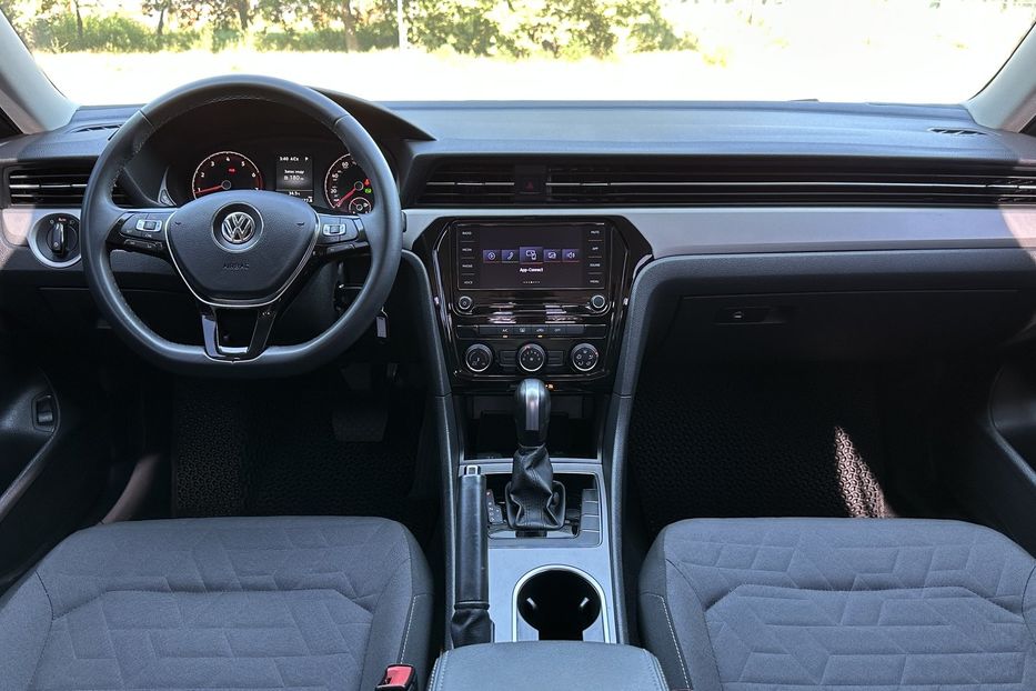 Продам Volkswagen Passat B8 2021 года в Николаеве
