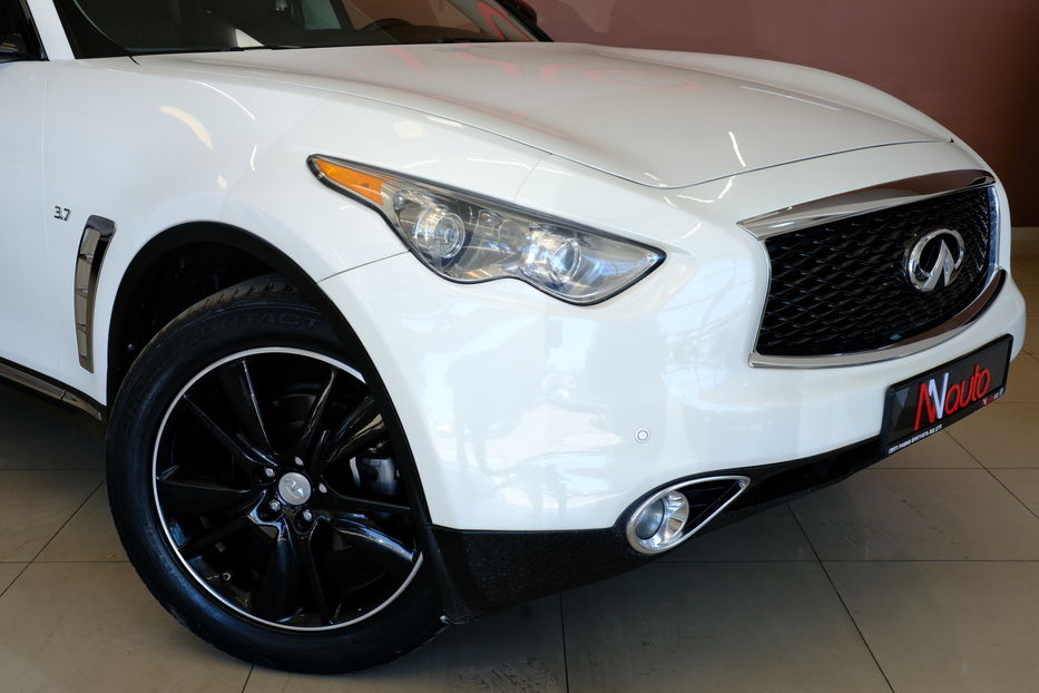 Продам Infiniti QX70 2016 года в Одессе