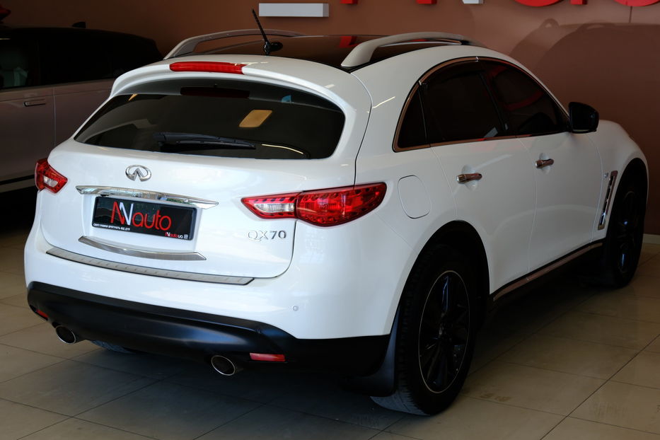 Продам Infiniti QX70 2016 года в Одессе