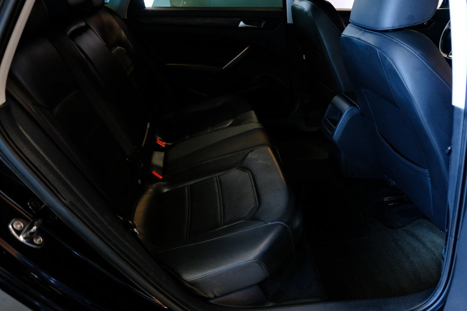 Продам Volkswagen Passat B7 2012 года в Одессе