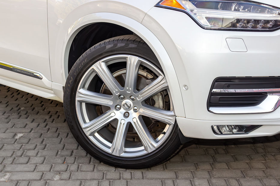 Продам Volvo XC90 T6 Inscription 2017 года в Киеве
